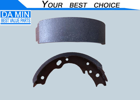Mâchoire de garniture de frein de stationnement 8970202502 FN4443 MYY5T Boîte de vitesses Frein à main Isuzu 4HF1 4HG1 Camion Pièces automobiles Largeur 46mm