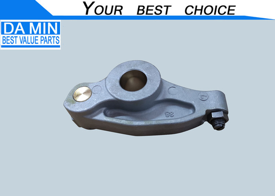 4HK1 6HK1 Rocker Arm 8973064213 Tête de cylindre Entrée d'air Rocker Arm Excavateur ZX240 ZX360 Camion NPR NQR FSR FVR