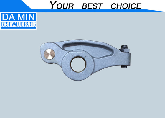 4HK1 6HK1 Rocker Arm 8973064213 Tête de cylindre Entrée d'air Rocker Arm Excavateur ZX240 ZX360 Camion NPR NQR FSR FVR