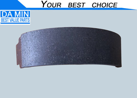 Mâchoire de garniture de frein de stationnement 8970202502 FN4443 MYY5T Boîte de vitesses Frein à main Isuzu 4HF1 4HG1 Camion Pièces automobiles Largeur 46mm